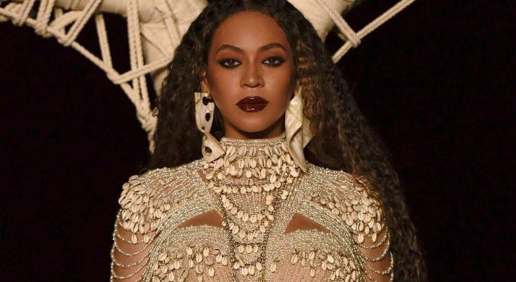 beyoncé Beyoncé Wore A Gown Designed By A Portuguese And Killed IT design sem nome 2 5 750x410